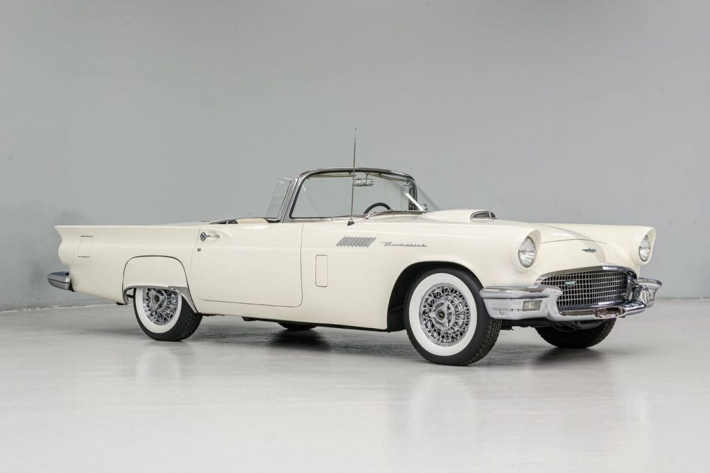 1957 Ford Thunderbird
